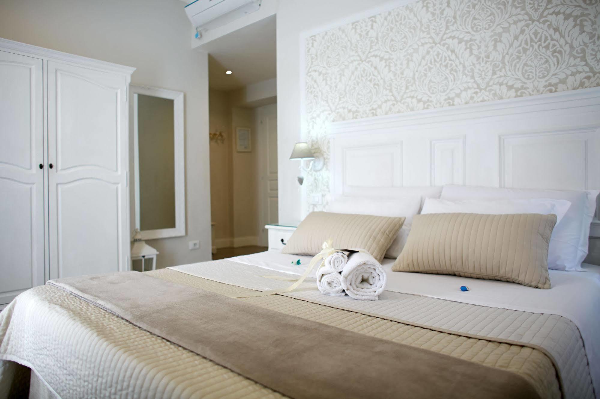 Charme & Chic Bed & Breakfast Roma Dış mekan fotoğraf