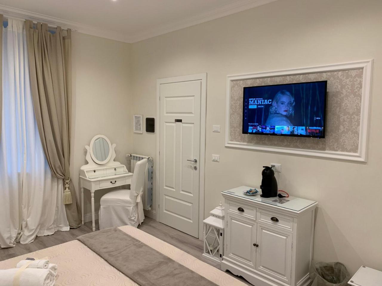Charme & Chic Bed & Breakfast Roma Dış mekan fotoğraf